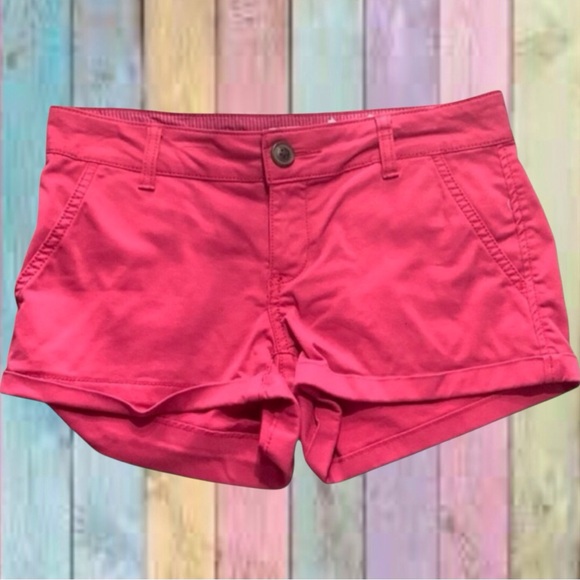 So Berry Pink Cuffed Hem Shorts - Picture 1 of 9